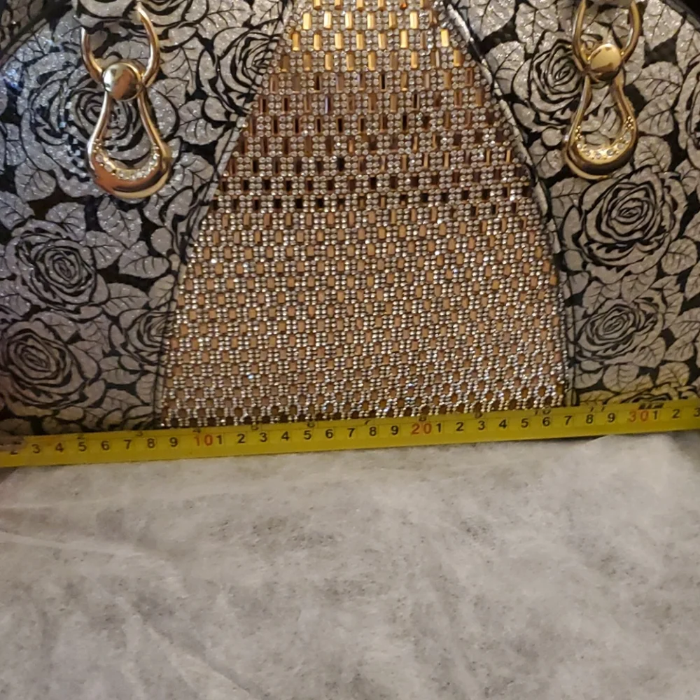 N/A beautiful bejeweled
